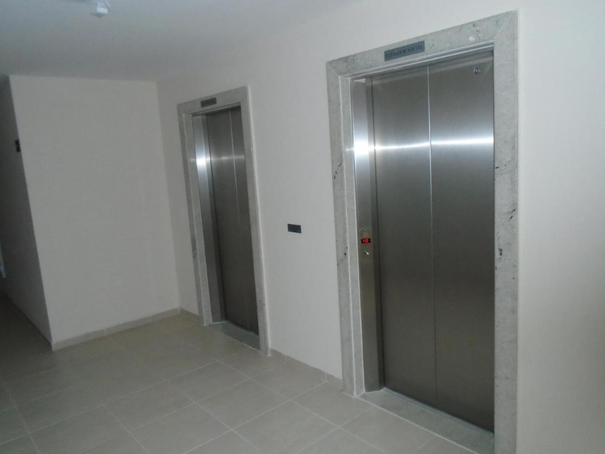 Apartamento em Mongaguá, Frente ao Mar Exterior foto